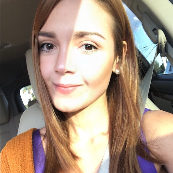 Meet your Posher, Samira - Picture 1 of 1